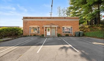 121 NW Russell Rd, Abingdon, VA 24210