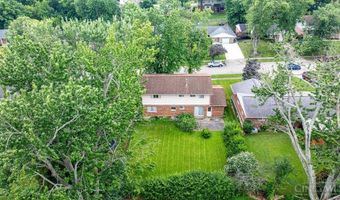 818 Rosetree Ln, Anderson Twp., OH 45230