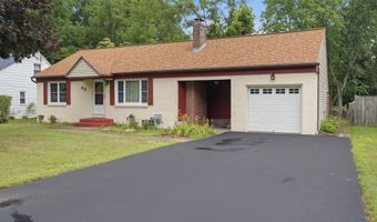 49 Gipp Rd, Albany, NY 12203