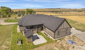 161 Snake River Dr, American Falls, ID 83211