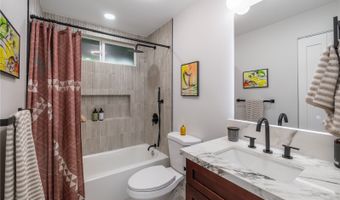 1232 Hele St, Kailua, HI 96734