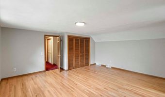 6337 Piping Rock Rd, Madison, WI 53711