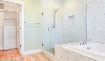 2580 Peterson Creek Dr, Santa Rosa, CA 95403