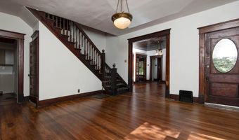 503 Mcnatt Ave, Aurora, MO 65605