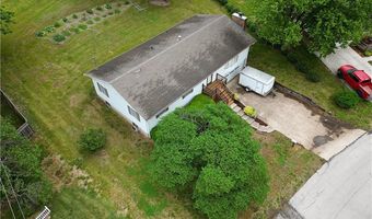 2213 Millwood Dr, Atchison, KS 66002