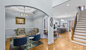 2617 Bay St, Charlotte, NC 28205