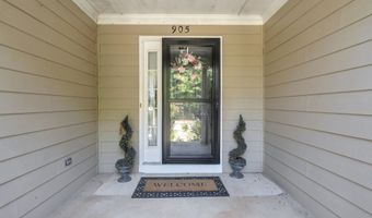 905 Daisy Ln, Athens, GA 30605