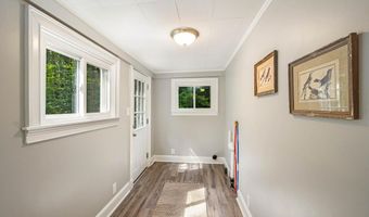 16 Mammoth Rd, Windham, NH 03087