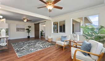 734 Kaipii St, Kailua, HI 96734