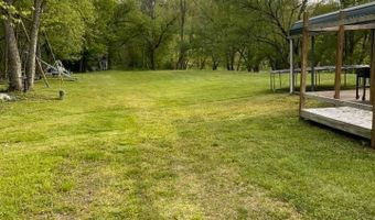 988 S Emerald Isle, Alderson, WV 24910