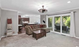 705 Lake Trl, Aurora, OH 44202