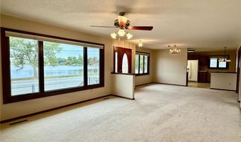 146 Washington Ave, Alden, MN 56009