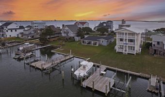 145 Bayview Blvd, Atlantic Beach, NC 28512