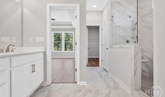 2021 Oconee Bluff Dr, Athens, GA 30601