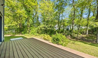 30 Seabreeze Dr, Bourne, MA 02532