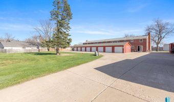 101 N Pipestone St 2, Brandon, SD 57005