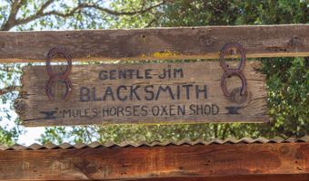42179 High Point Ct, Ahwahnee, CA 93601