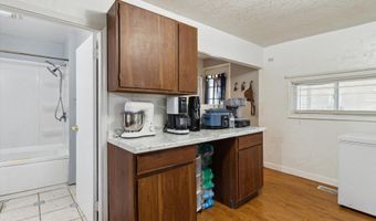 618 N River Ave, Alma, MI 48801