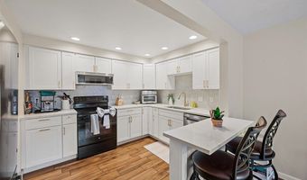 206 Little Hollow Dr, Aleppo, PA 15143
