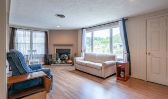 102 Partridge Ln, Goffstown, NH 03045