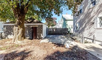 73 Maple Ave, Johnston, RI 02919