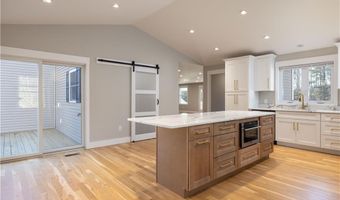 311 Hope Rd, Cranston, RI 02921