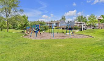 2840 Bombridge Ct, Ann Arbor, MI 48104