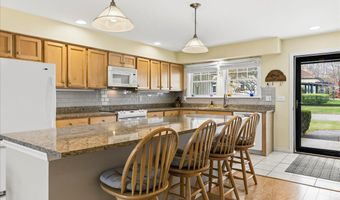 99 Dockside Ln, Belfast, ME 04915