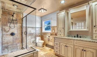 12 E Gate Dr, Alloway, NJ 07418