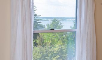 379 Bay View Dr, Bar Harbor, ME 04609