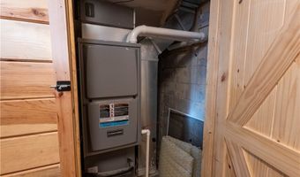 5919 Lake Rd W, Ashtabula, OH 44004