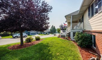 906 Delaware Dr, Buffalo, WY 82834