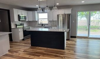402 S HWY 14, Aurora, NE 68818