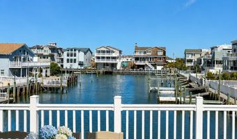 409 3rd St, Beach Haven, NJ 08008