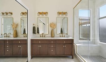 5341 W CHICAGO St, Chandler, AZ 85226