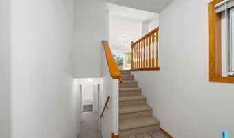 1000 E Maywood St, Brandon, SD 57005