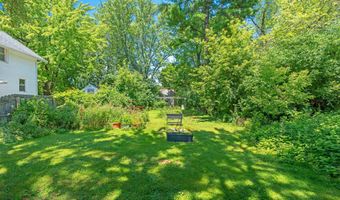 1025 S LAWE St, Appleton, WI 54915
