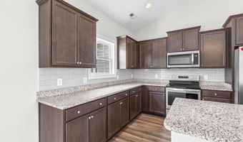 642 Sunny Pond Ln, Aynor, SC 29511