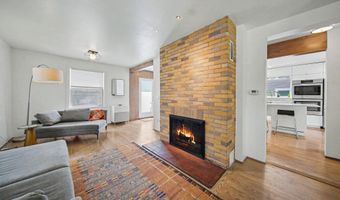 709 Indianola Ave, Ann Arbor, MI 48105