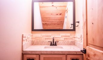 1097 State Hwy 48, Alto, NM 88312