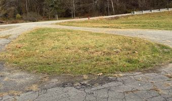 81 River Rd, Charlestown, NH 03603