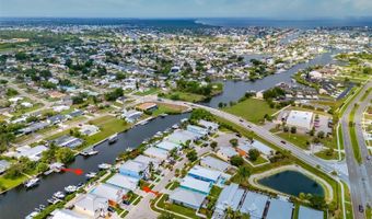 562 BIMINI BAY Blvd, Apollo Beach, FL 33572