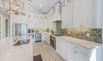 418 MAGNOLIA Ave, Anna Maria, FL 34216