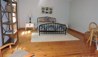 674 Johnson's River Bend Ln, Bakersville, NC 28705