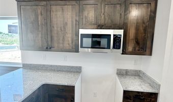 1890 Brynwood Ave, Chubbuck, ID 83202