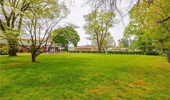 5755 Green Pond Rd, Bethlehem, PA 18045