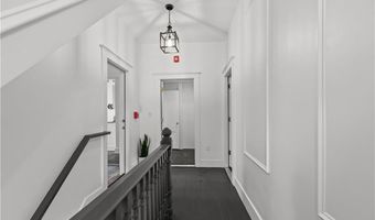 491 Thames St, Newport, RI 02840