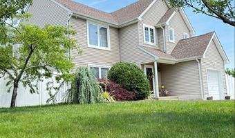 19 W Dolphin Cir W, Bayville, NJ 08721