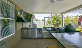 7318 GUILFORD PINE Ln, Apollo Beach, FL 33572