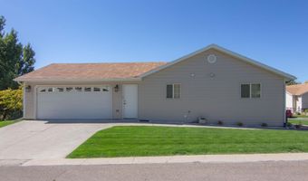 723 Raindrop Dr, Chubbuck, ID 83202